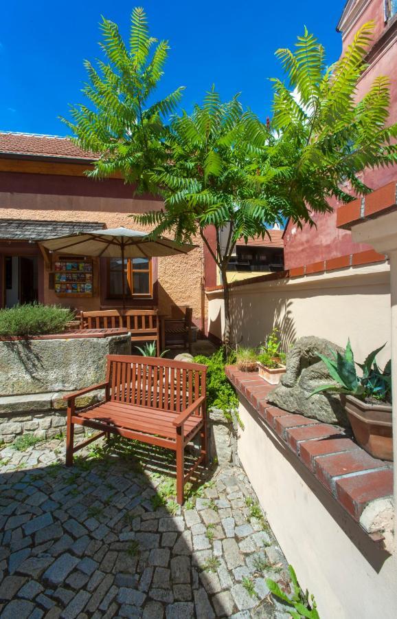 Hostel Postel Cesky Krumlov Ngoại thất bức ảnh