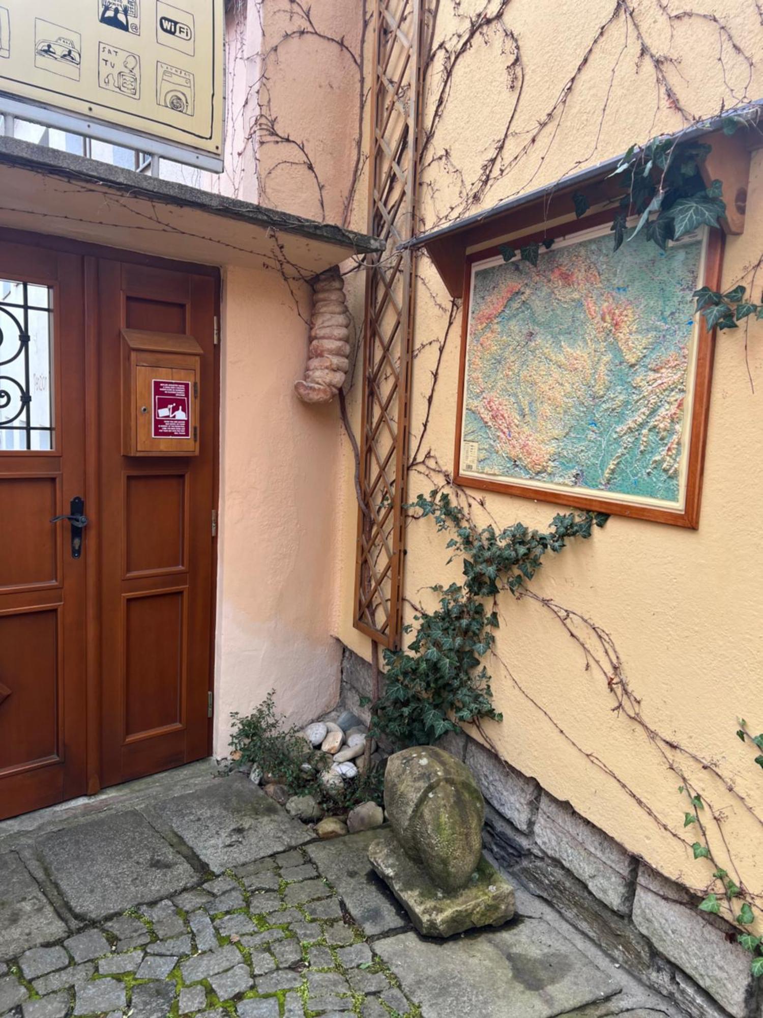 Hostel Postel Cesky Krumlov Ngoại thất bức ảnh