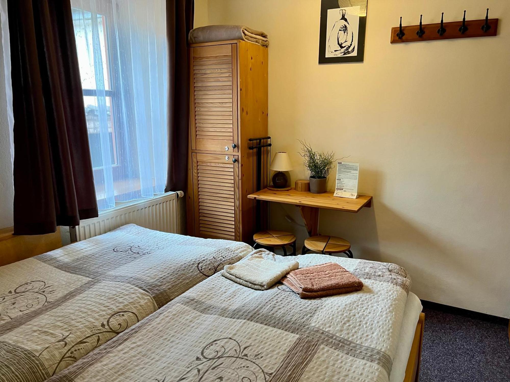 Hostel Postel Cesky Krumlov Ngoại thất bức ảnh